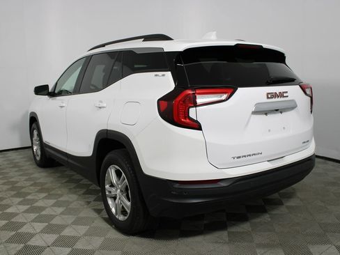 Used 2023 GMC Terrain SLE w/ Driver Convenience Package image 37