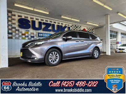 Used 2021 Toyota Sienna XLE