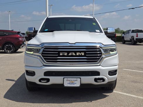 Used 2022 RAM 1500 Limited w/ Body Color Bumper Group AWD/4WD image 8