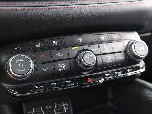 Used 2026 Dodge Durango GT AWD/4WD image 18