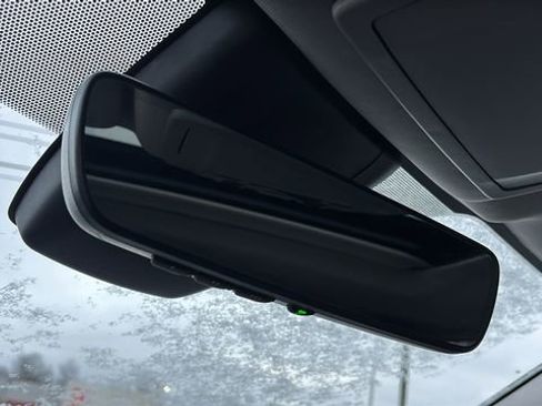 Used 2022 Toyota Highlander XLE image 24