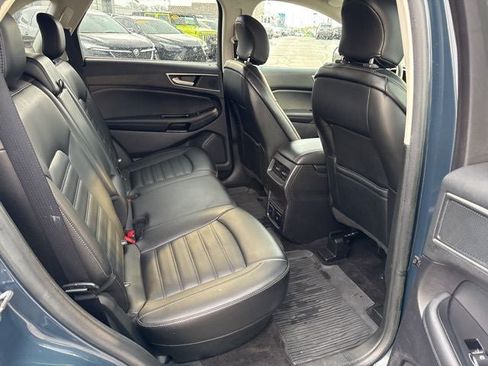 Used 2019 Ford Edge SEL w/ Equipment Group 201A AWD/4WD image 23