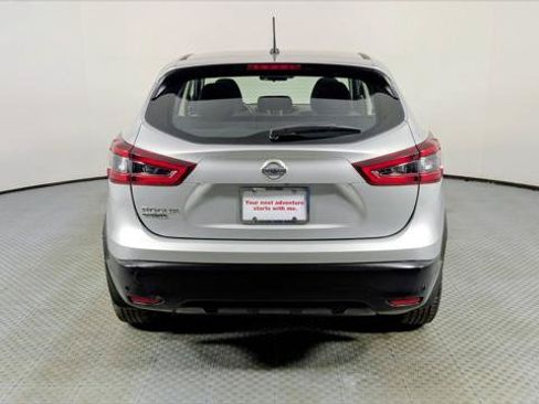 Used 2020 Nissan Rogue Sport S FWD image 6