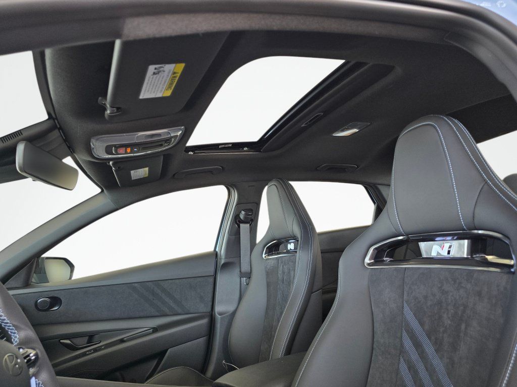 New 2026 Hyundai Elantra N FWD image 19