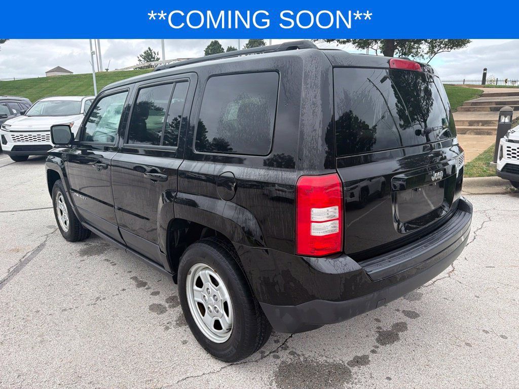 Used 2016 Jeep Patriot Sport w/ Power Value Group FWD image 9