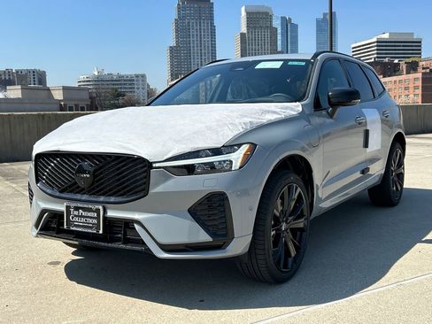 New 2026 Volvo XC60 T8 Ultra w/ Climate Package AWD/4WD image 5