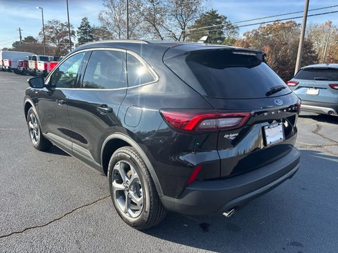 New 2026 Ford Escape ST-Line image 3