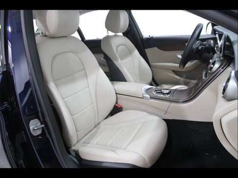 Used 2021 Mercedes-Benz C 300 4MATIC Sedan image 19