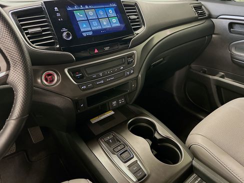 Used 2023 Honda Passport EX-L image 25