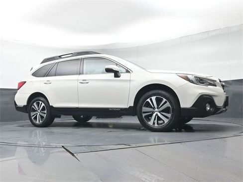 Used 2019 Subaru Outback 2.5i Limited image 36