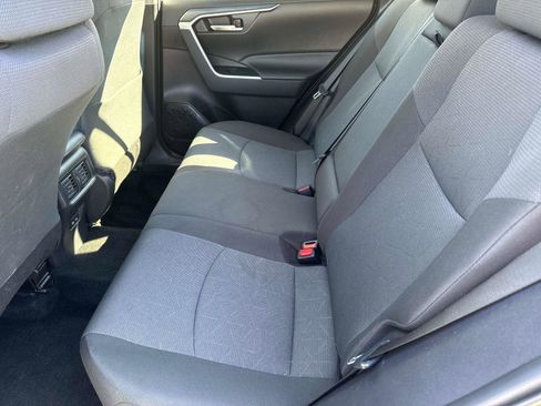 Used 2025 Toyota RAV4 XLE image 13