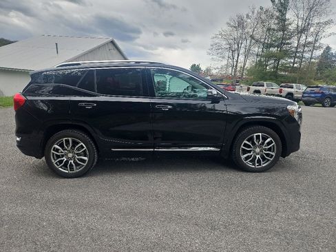 Used 2024 GMC Terrain Denali AWD/4WD image 6