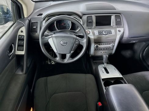 Used 2014 Nissan Murano S FWD image 3