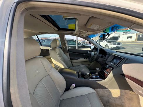 Used 2012 INFINITI G37 x Sedan w/ Premium Pkg image 19