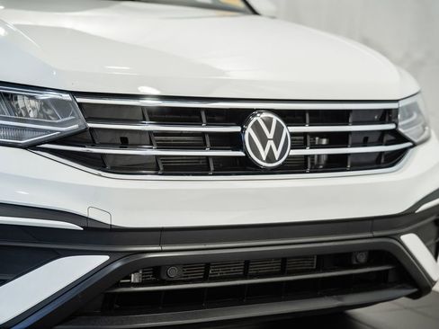 Used 2023 Volkswagen Tiguan S FWD image 11