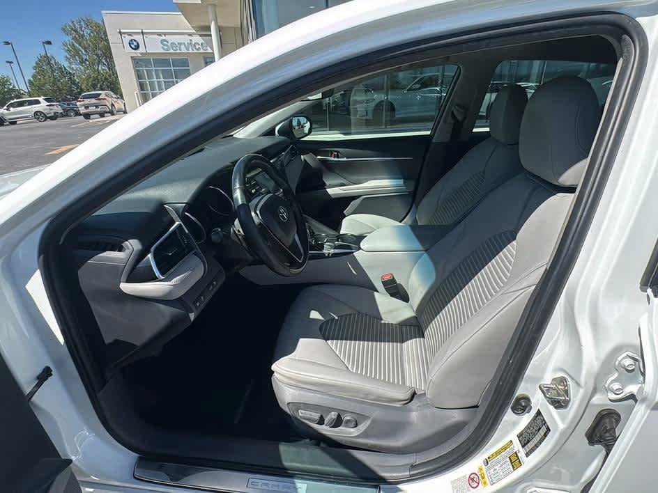 Used 2018 Toyota Camry SE w/ Protection Package (Q2) FWD image 27