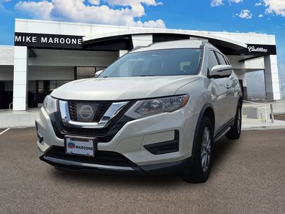 Used 2017 Nissan Rogue SV w/ SV Premium Package