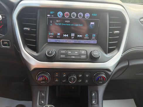 Used 2018 GMC Acadia SLT AWD/4WD image 17