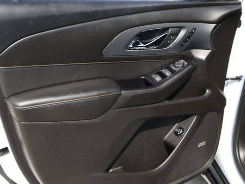 Used 2018 Chevrolet Traverse Premier w/ Redline Edition FWD image 16