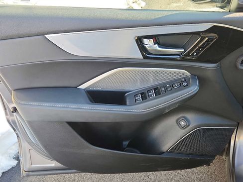 Used 2023 Acura MDX SH-AWD w/ Technology Package image 12