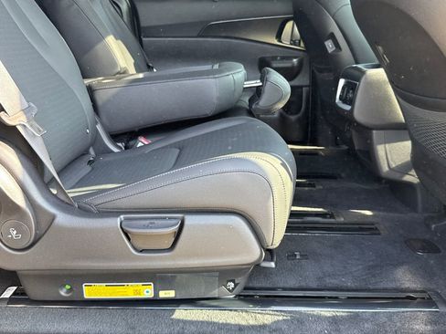 New 2025 Kia Carnival SX Prestige image 15