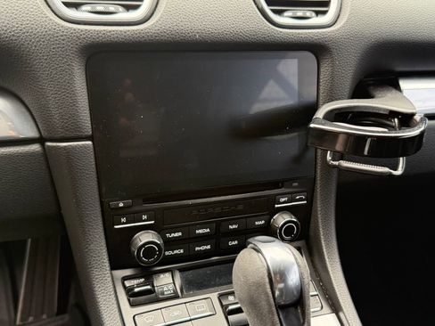 Used 2018 Porsche 718 Cayman GTS image 8