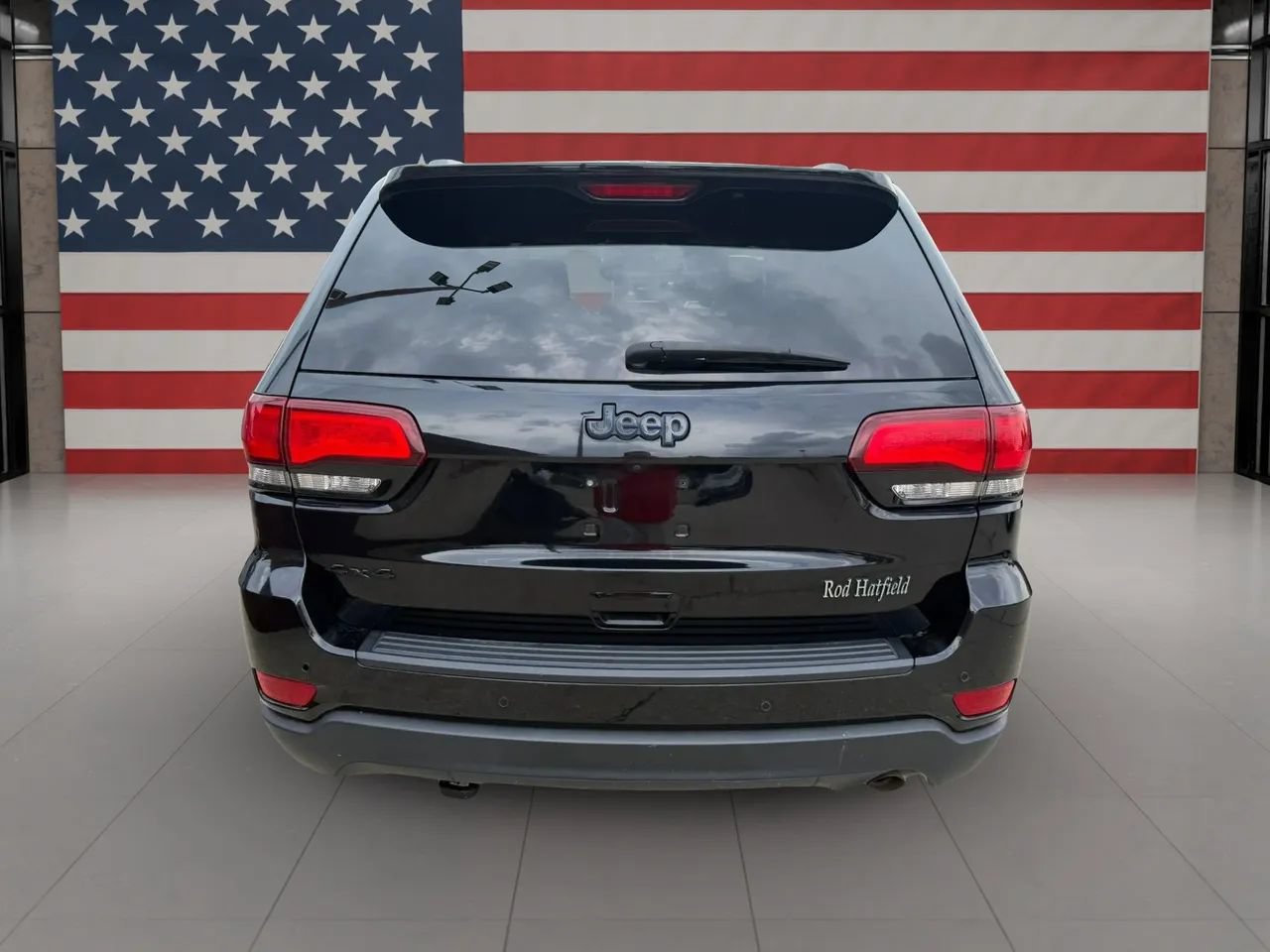 Used 2019 Jeep Grand Cherokee Laredo AWD/4WD image 6