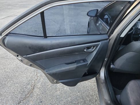 Used 2017 Toyota Corolla LE w/ LE Premium Package FWD image 13