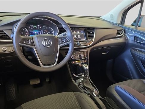 Used 2022 Buick Encore Preferred image 12