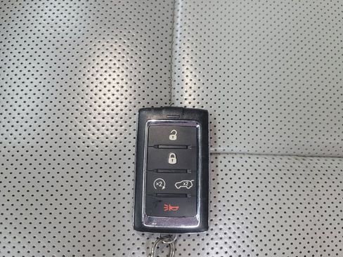 Used 2022 Jeep Grand Cherokee Summit w/ Advanced Protech Group IV AWD/4WD image 32