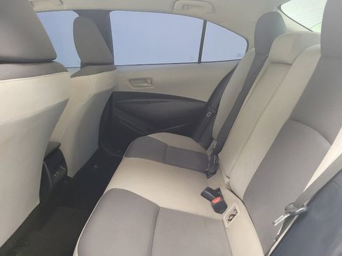 Used 2023 Toyota Corolla LE image 18