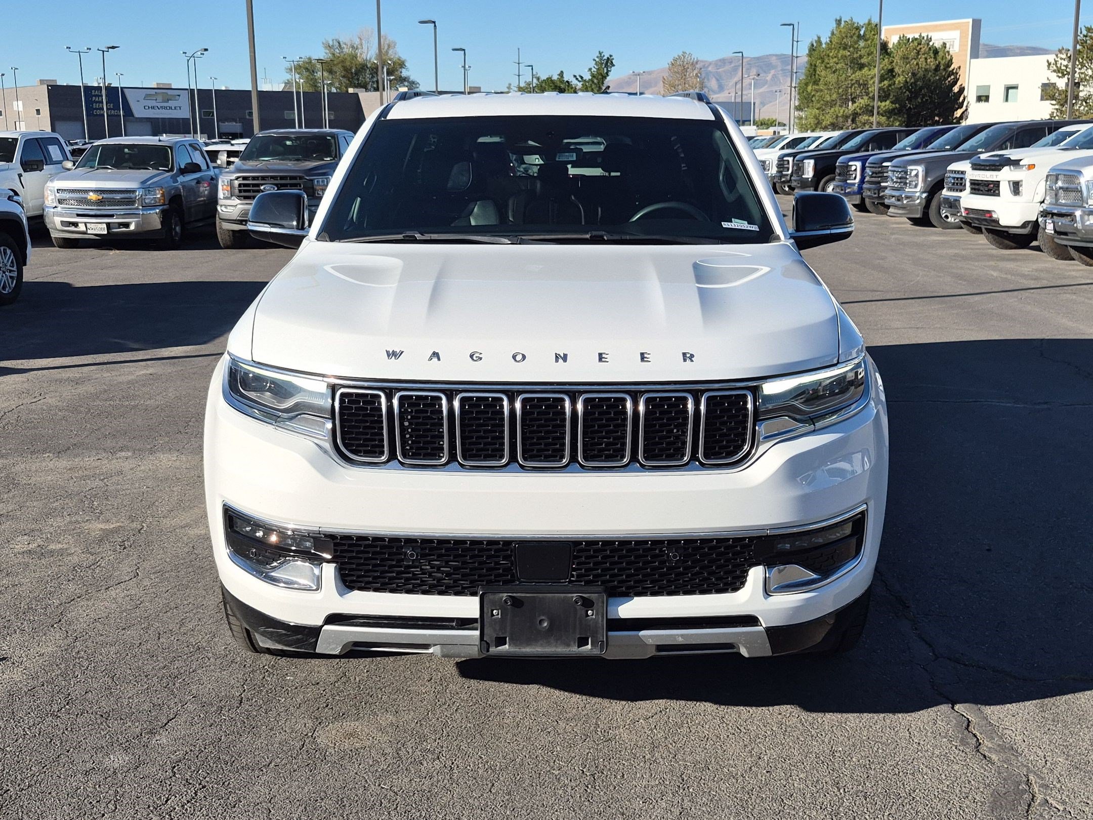 Used 2024 Jeep Wagoneer L Series II w/ Flexible Seating Group AWD/4WD image 11
