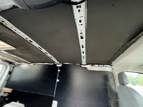 Used 2018 Ford Transit 250 148 Low Roof RWD image 42