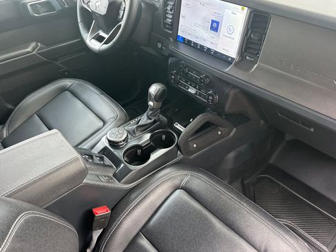 New 2025 Ford Bronco Badlands w/ Sasquatch Package image 16