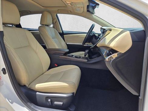 Used 2016 Toyota Avalon XLE Premium FWD image 21