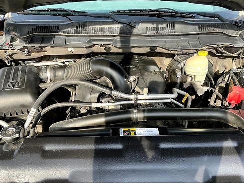 Used 2015 RAM 1500 Big Horn image 29