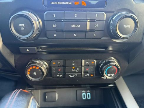 Used 2016 Ford F150 XLT w/ Equipment Group 302A Luxury AWD/4WD image 20