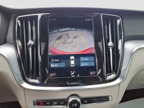 Used 2020 Volvo S60 T5 Momentum FWD image 21