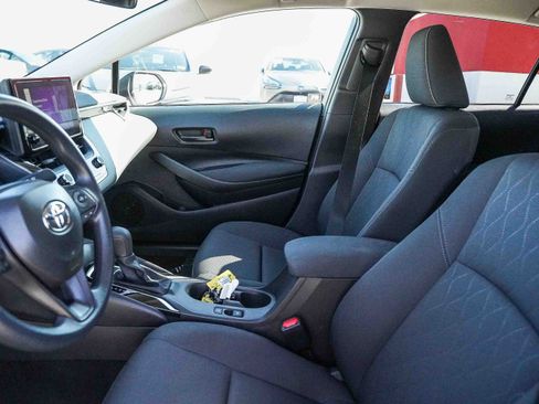 Certified 2025 Toyota Corolla LE image 18