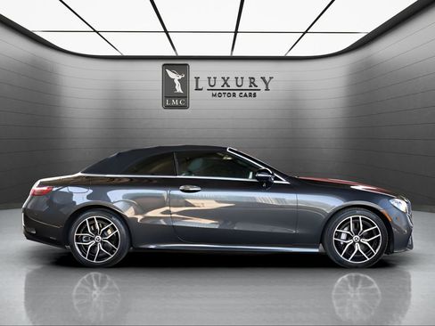 Used 2021 Mercedes-Benz E 450 4MATIC Cabriolet w/ AMG Line image 9