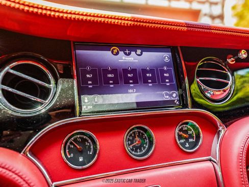 Used 2019 Bentley Mulsanne Speed image 29