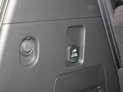 Used 2025 Nissan Armada PRO-4X AWD/4WD image 33