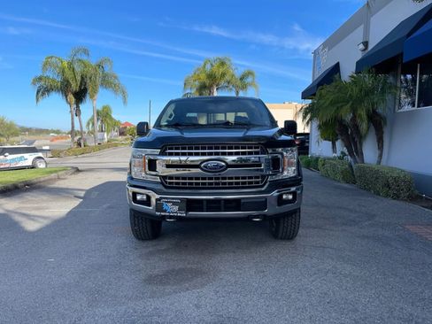 Used 2018 Ford F150 XLT w/ Equipment Group 302A Luxury image 2