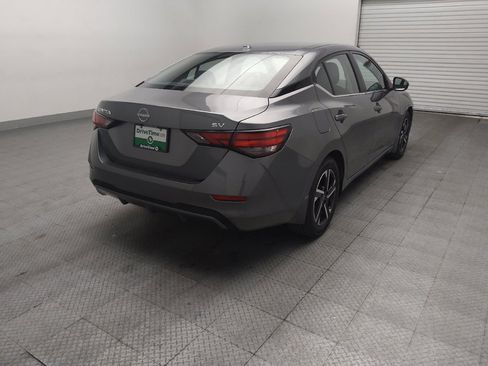 Used 2024 Nissan Sentra SV FWD image 9