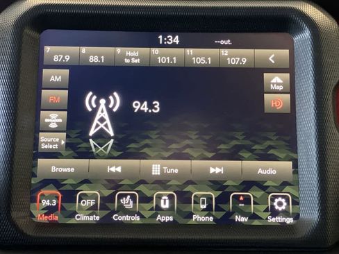 Used 2020 Jeep Wrangler Unlimited Rubicon w/ Uconnect 4C Nav & Sound Group AWD/4WD image 18