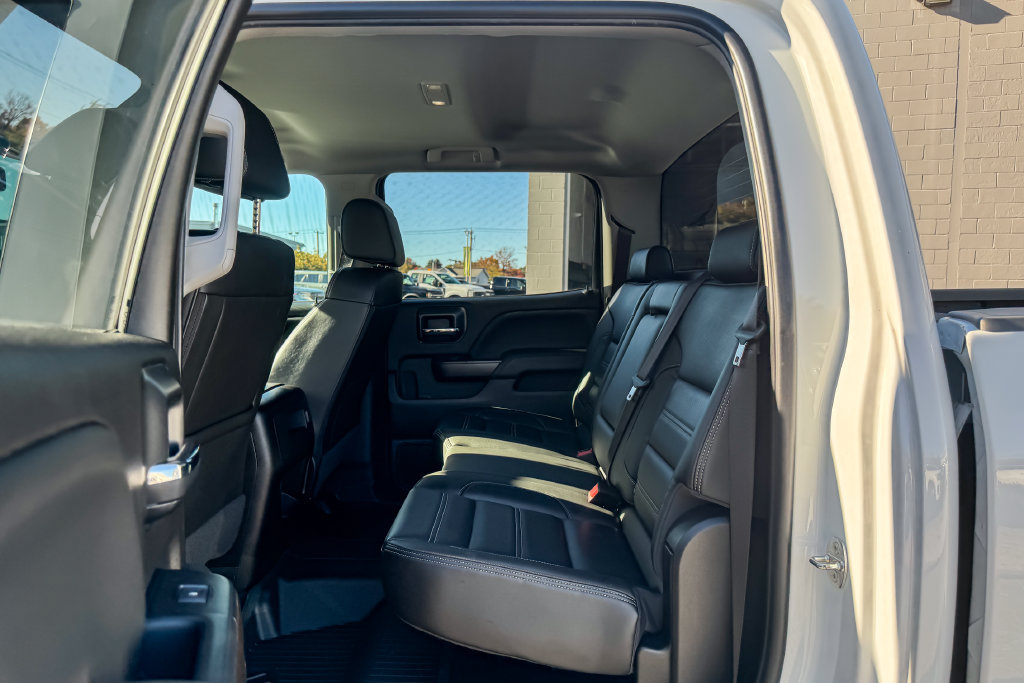 Used 2019 GMC Sierra 3500 Denali w/ Duramax Plus Package AWD/4WD image 21