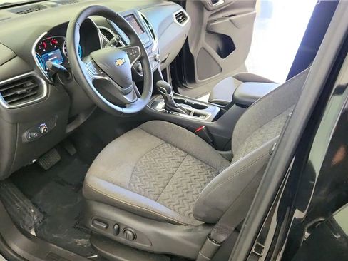 Used 2024 Chevrolet Equinox LT FWD image 22