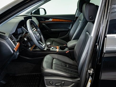 Used 2023 Audi Q5 2.0T Premium Plus w/ Premium Plus Package AWD/4WD image 22