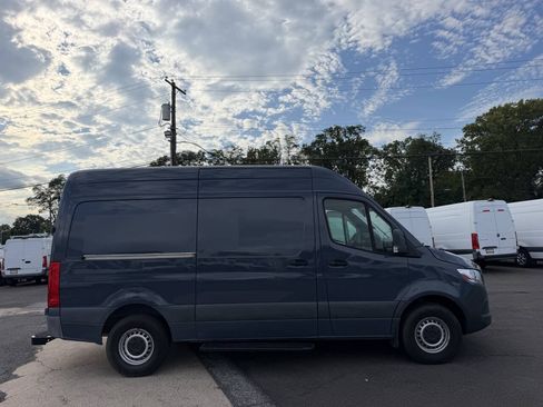 Used 2019 Mercedes-Benz Sprinter 144 image 1