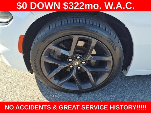 Used 2017 Dodge Charger SE w/ Power Sunroof Group image 4